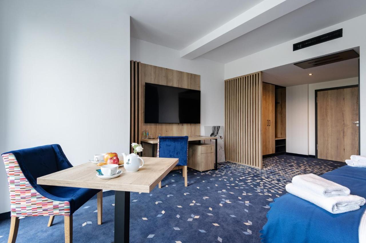 Ilkus Hotel & Restaurant Krze Экстерьер фото