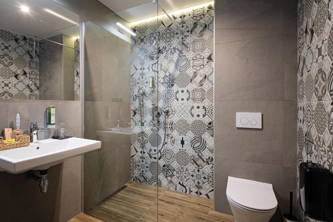 Ilkus Hotel & Restaurant Krze Экстерьер фото