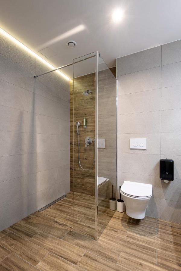 Ilkus Hotel & Restaurant Krze Экстерьер фото